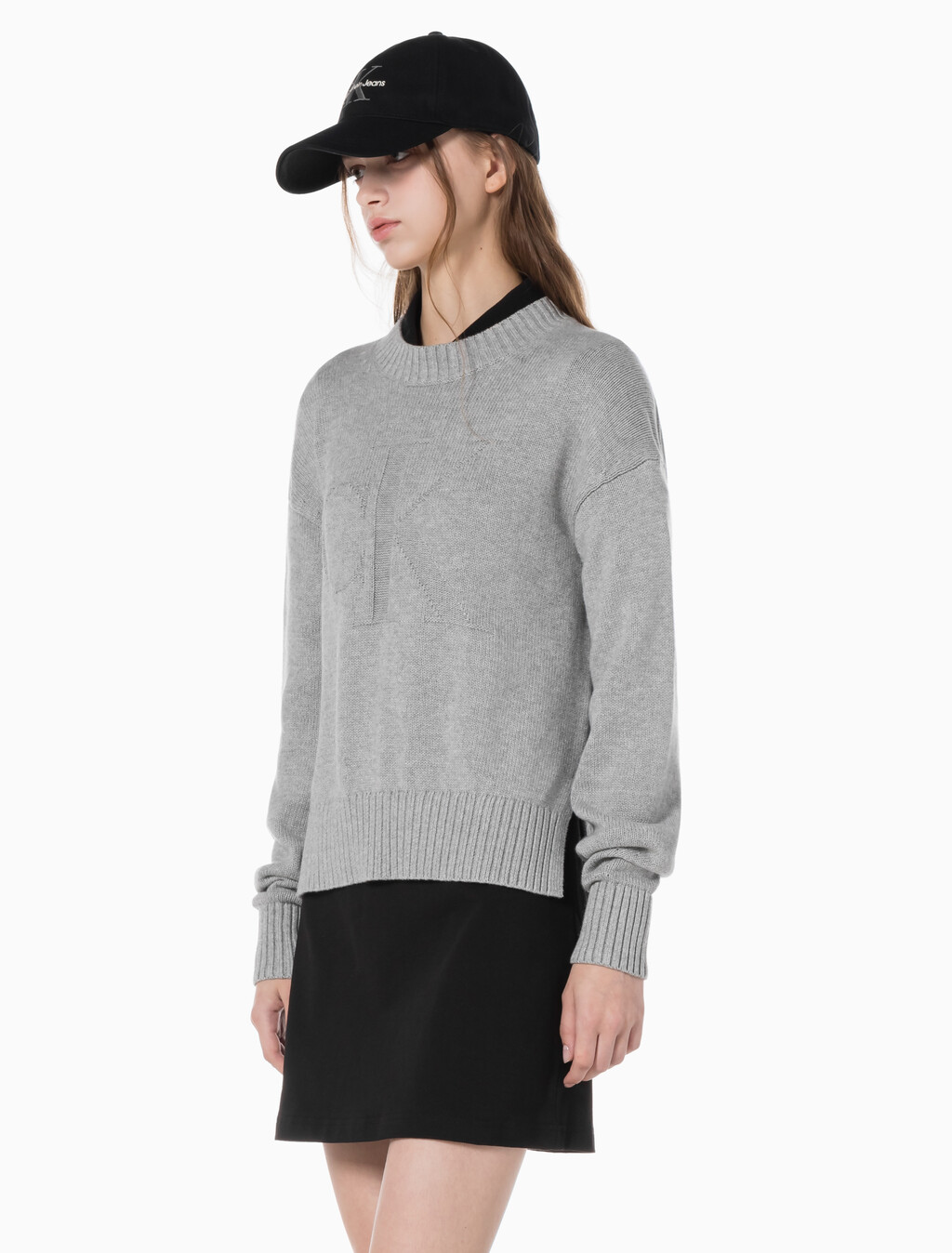 Buy 여성 인타르시아 루즈 스웨터 in color GREY