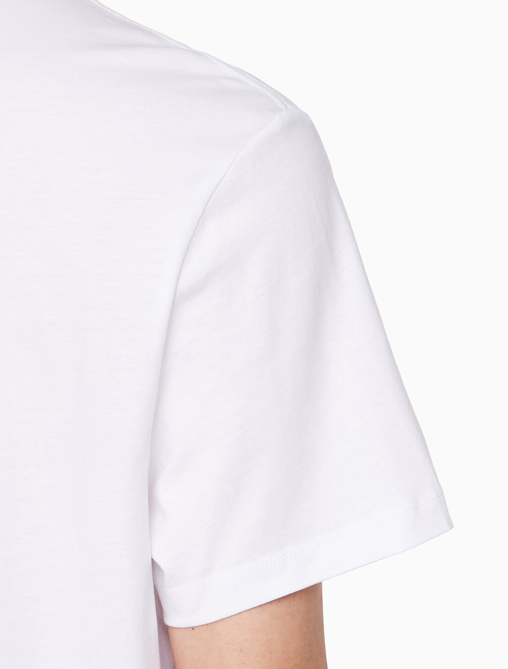 Buy 남성 레귤러핏 그래픽 워시 반팔 티셔츠 in color BRILLIANT WHITE