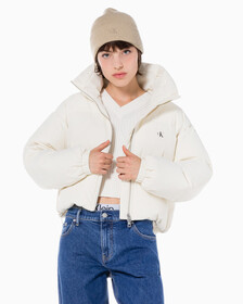 Buy 여성 볼륨 넥 크롭 다운 푸퍼 in color WHITE