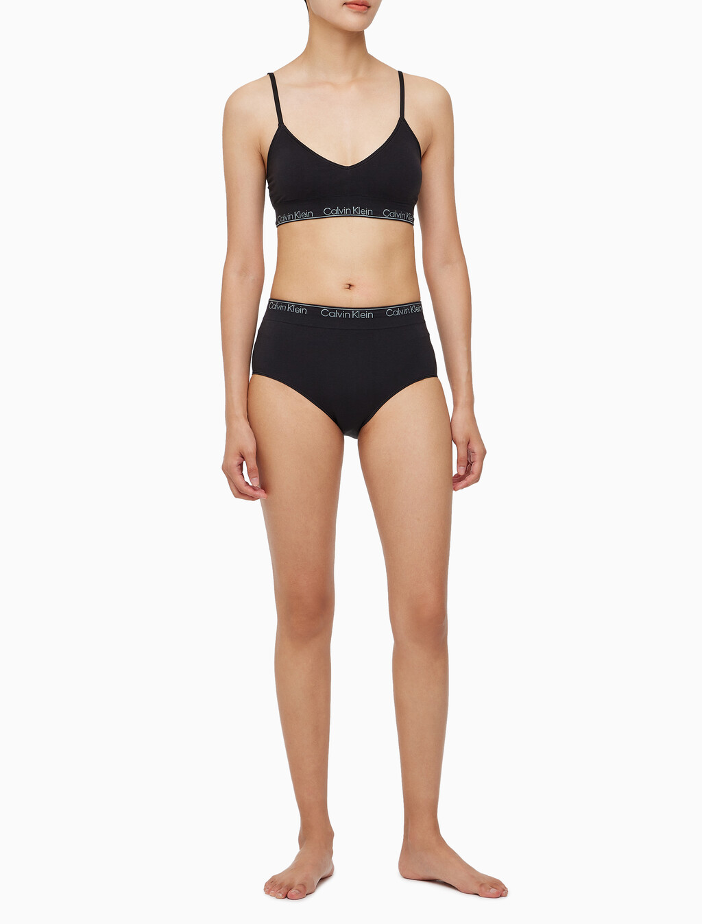 Buy 여성 내츄럴 모던 심리스 AF 트라이앵글 in color BLACK