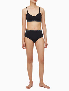 Buy 여성 내츄럴 모던 심리스 AF 트라이앵글 in color BLACK