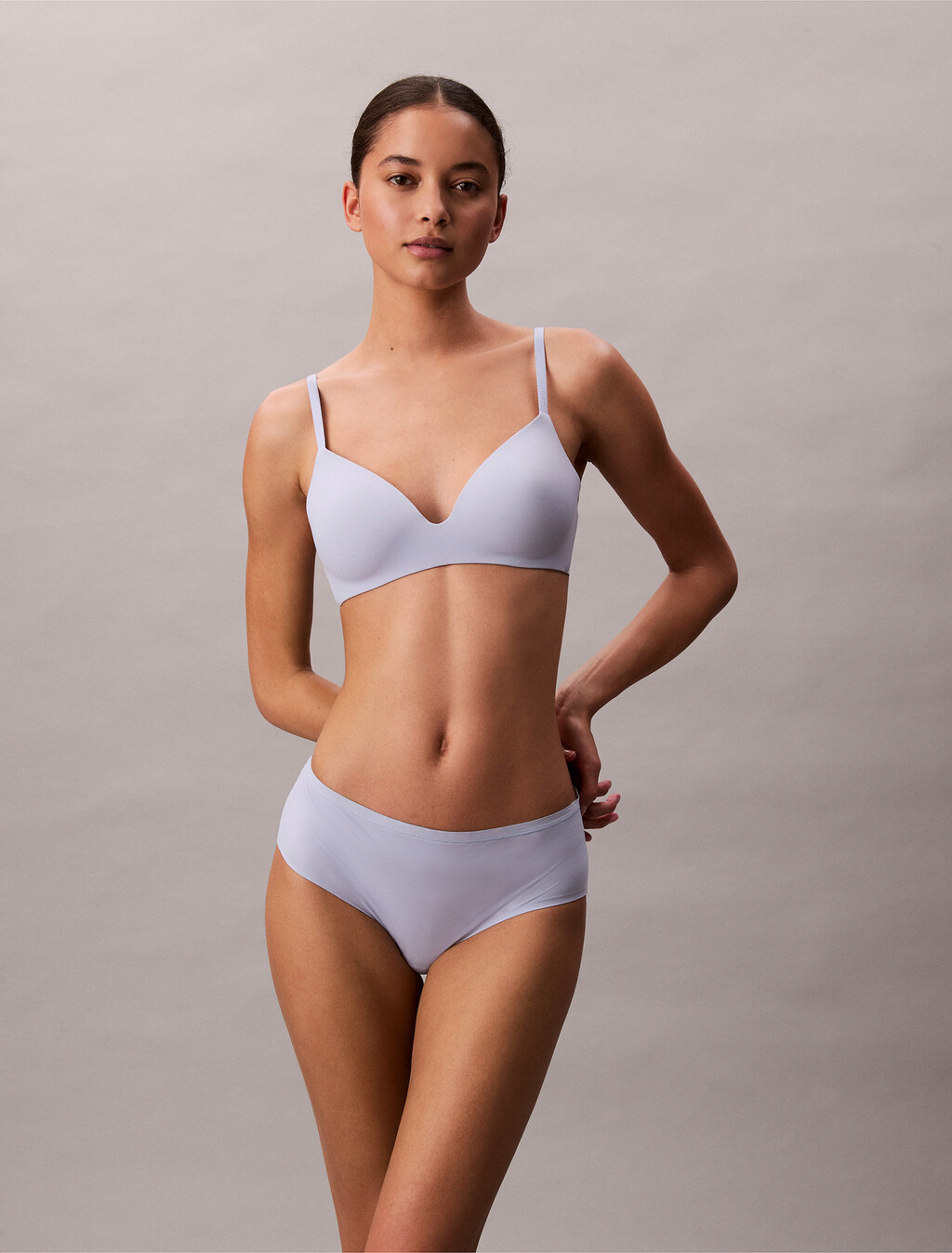 Buy 여성 퍼펙틀리 핏 AF 힙스터 in color Light blue