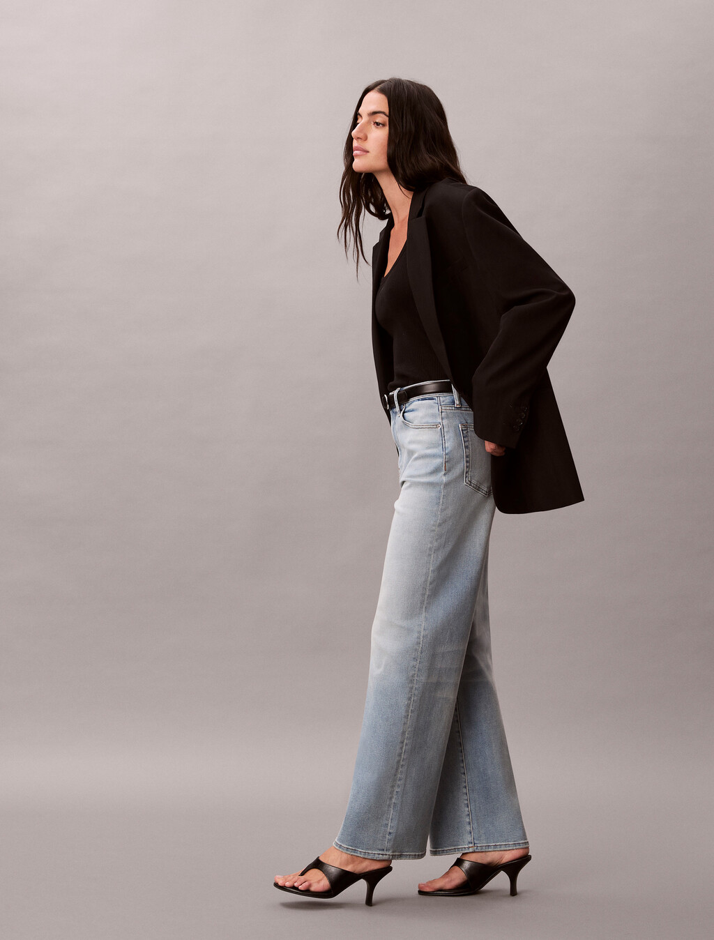 Buy 여성 아시아와이드 데님 in color Mid Blue