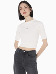 Buy 여성 모노그램 로고 뱃지 립 슬림핏 반팔 티셔츠 in color WHITE