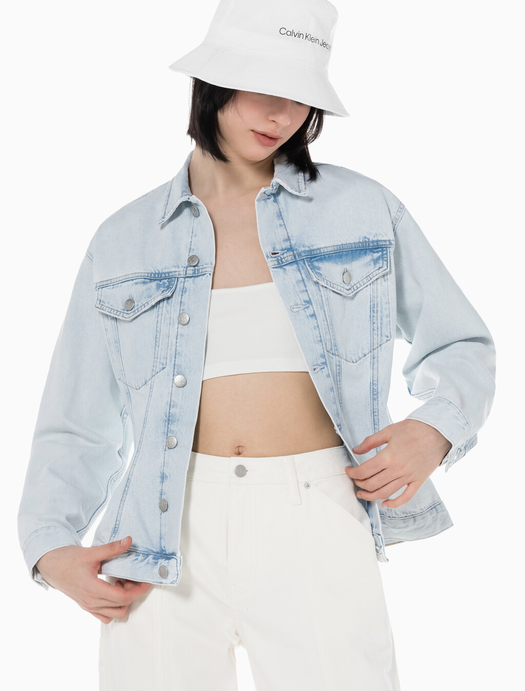 Buy 여성 레더패치 립 브라렛 in color GREIGE