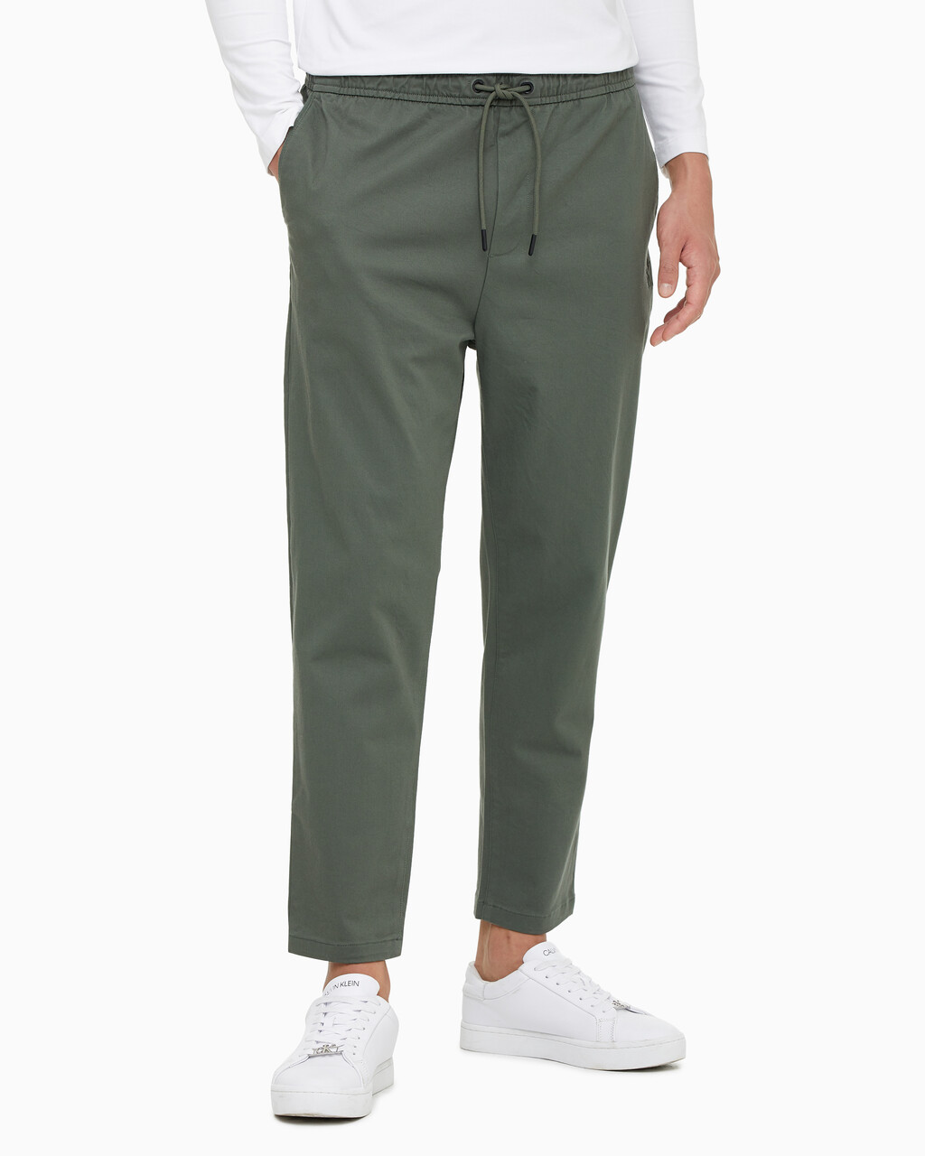 Buy 남성 슬림핏 드로코드 치노 팬츠 in color AVALON GREEN