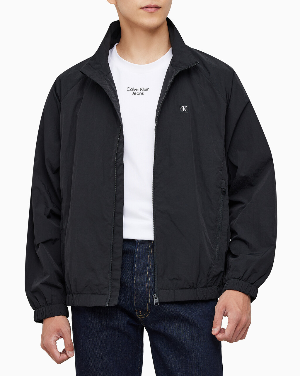 Buy 남성 에센셜 스텐드 넥 자켓 in color CK BLACK