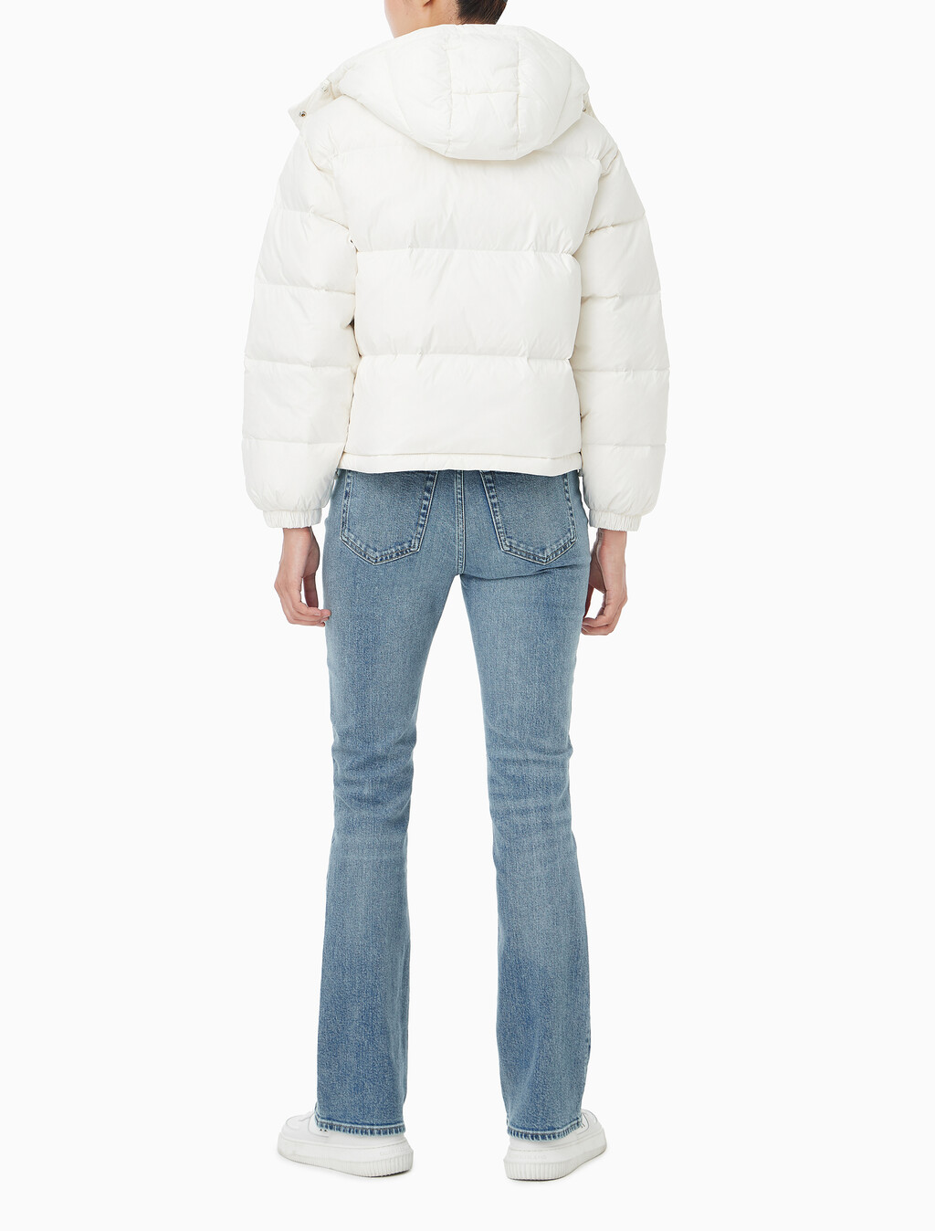Buy 여성 에센셜 미드 웨잇 푸퍼 자켓 in color Ivory
