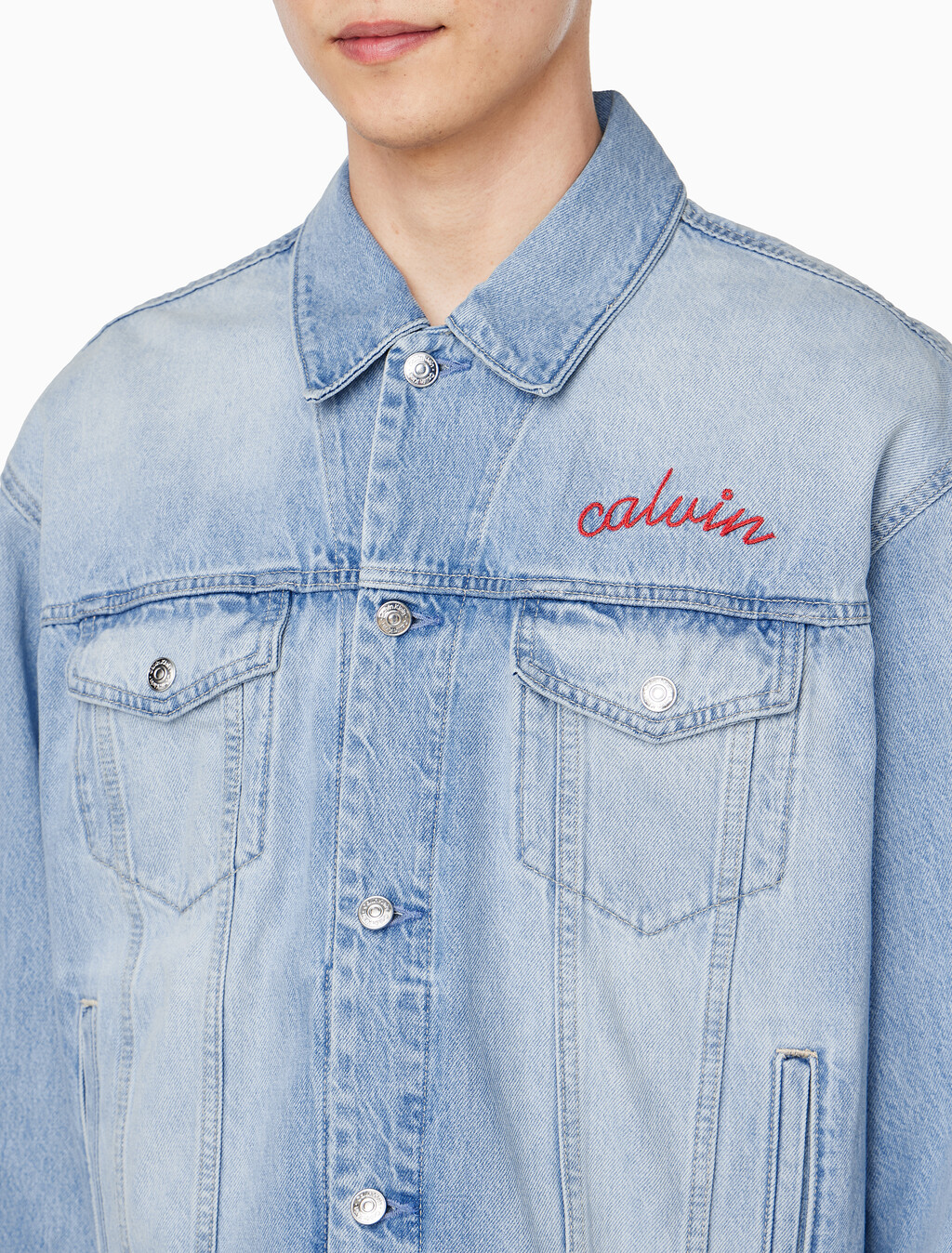 Buy 남성 90's 릴렉스핏 라이트블루 자수 데님 자켓 in color REFLECTION BLUE