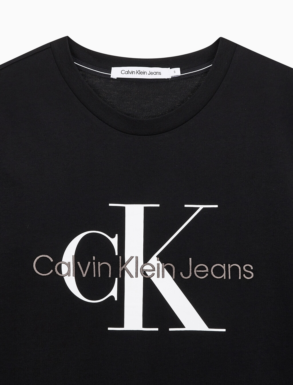 Buy 여성 스트레이트핏 모노그램로고 크루넥 반팔 티셔츠 in color CK BLACK