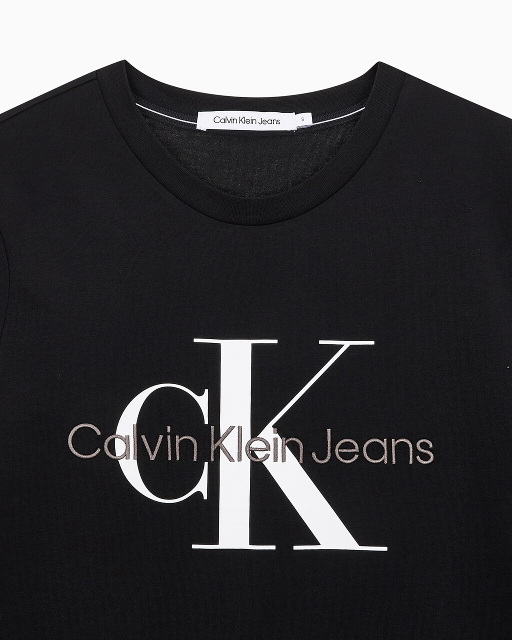 Buy 여성 스트레이트핏 모노그램로고 크루넥 반팔 티셔츠 in color CK BLACK