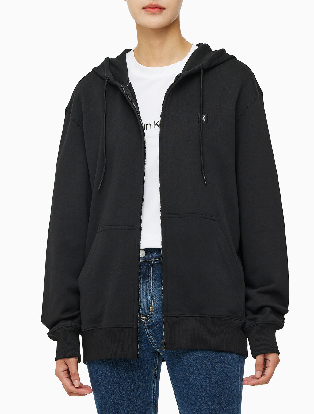 Buy 남성 릴렉스핏 CK 뱃지 로고 집업 후디 in color CK BLACK