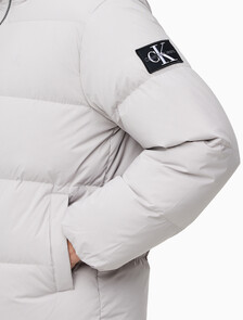 Buy 남성 레귤러핏 스탠드 카라 숏 다운 푸퍼 재킷 in color GREY