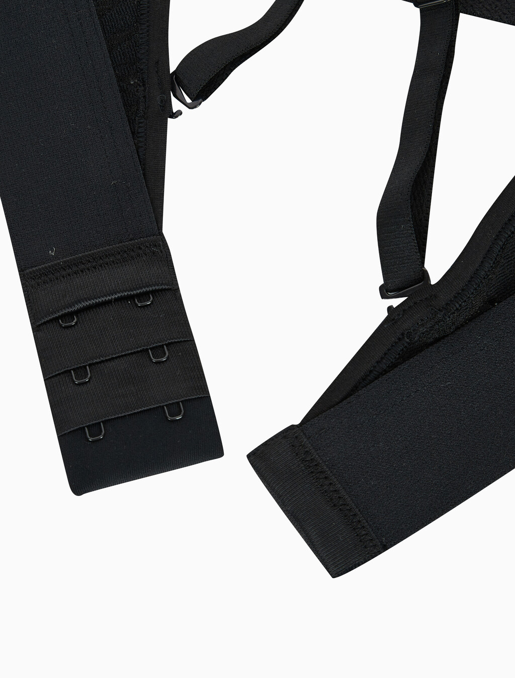 Buy 여성 인트린식 언라인드 브라렛 in color BLACK