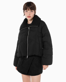 Buy 여성 숏다운 와이드넥 푸퍼 in color CK BLACK