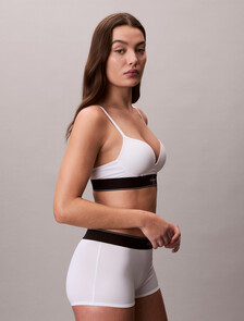 Buy 여성 CK 그래픽 AF 푸쉬업 브라 in color WHITE