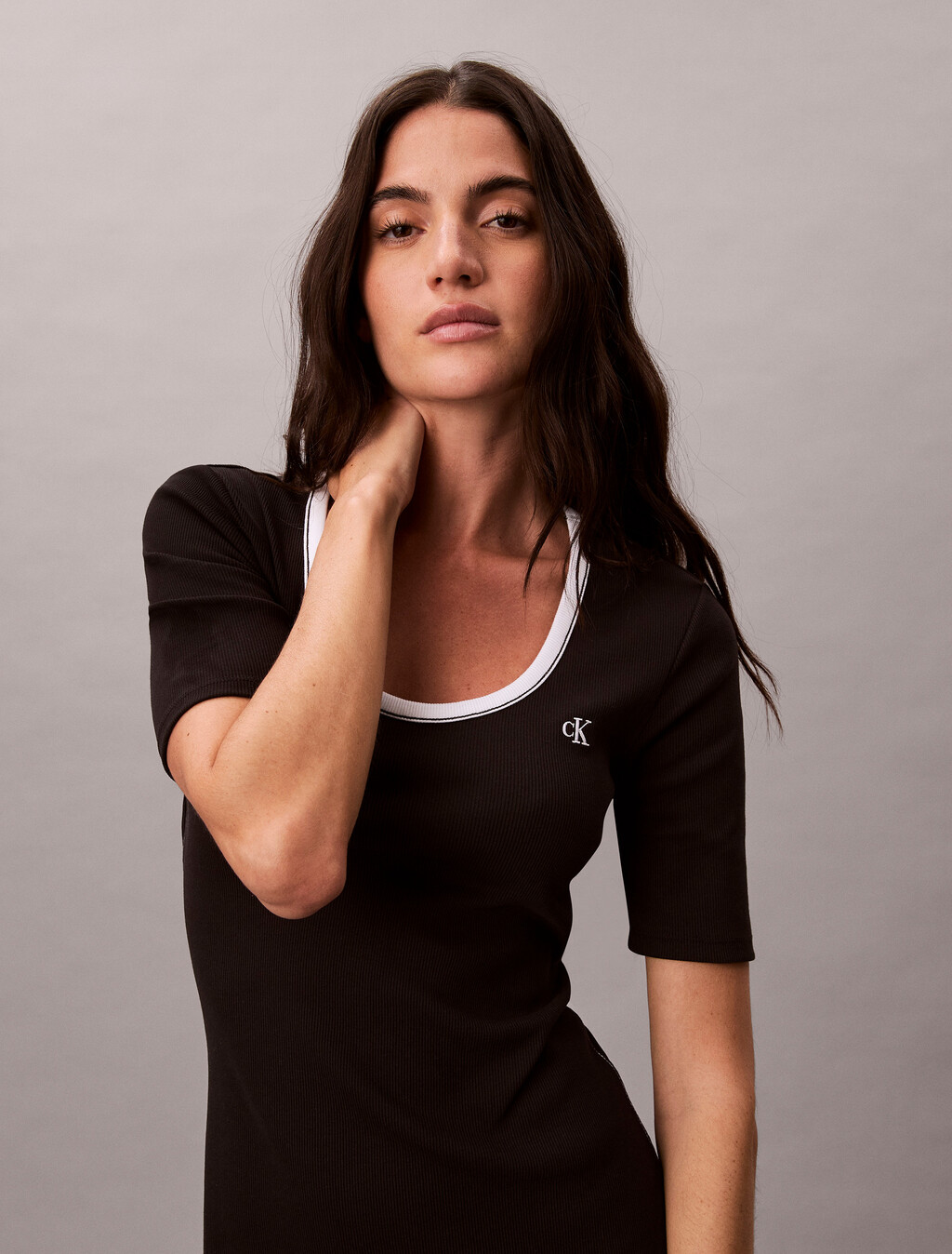 Buy 여성 베이비 립 컷아웃 미니 드레스 in color BLACK