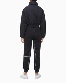 Buy 여성 크롭 패디드 재킷 in color BLACK