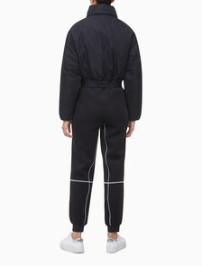 Buy 여성 크롭 패디드 재킷 in color BLACK