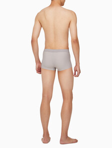 Buy 남성 CK 블랙 마이크로 로우 라이즈 드로즈 in color GREY PURPLE