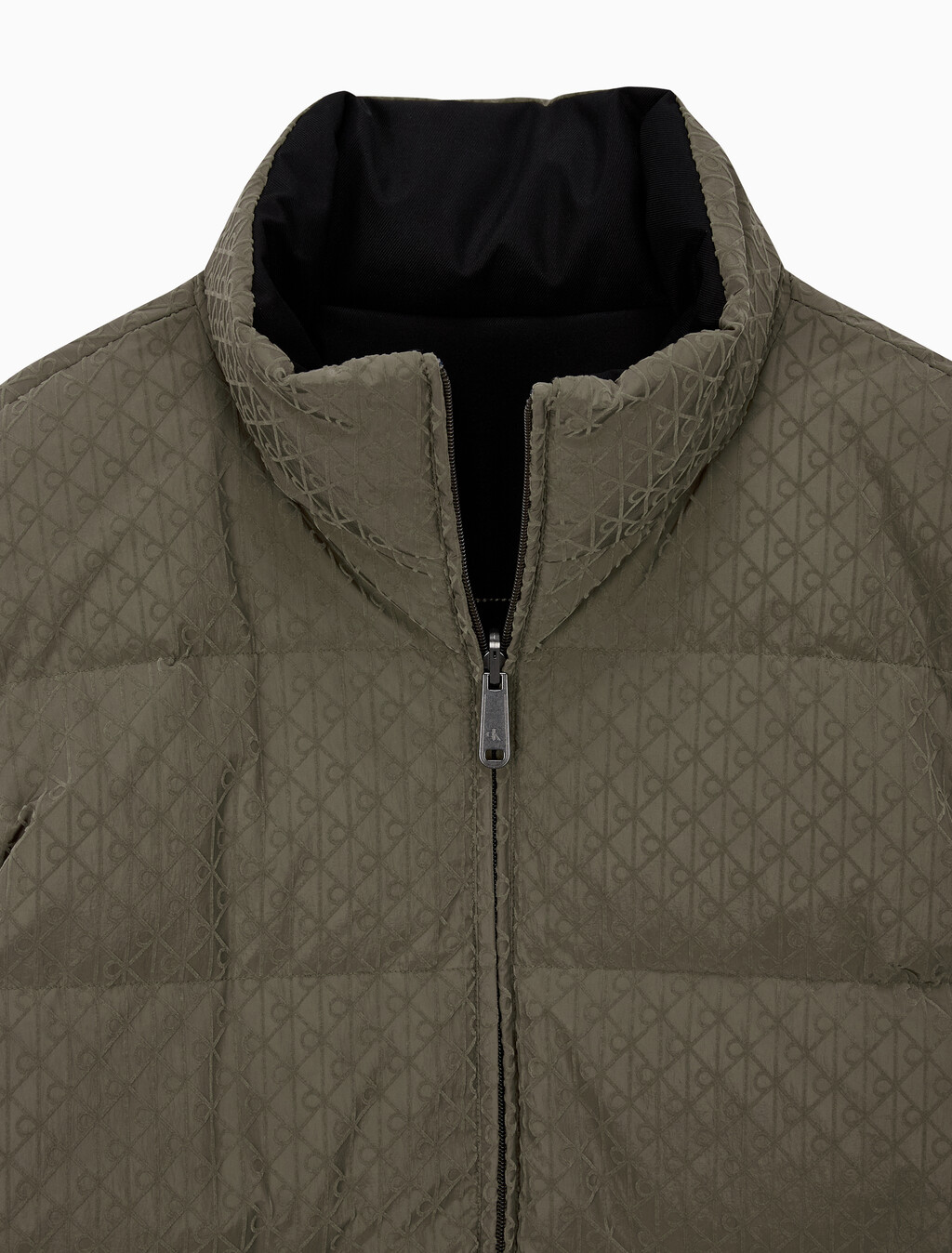 Buy 남성 나일론 리버서블 올오버프린트 다운 푸퍼 자켓 in color BUNGEE CORD