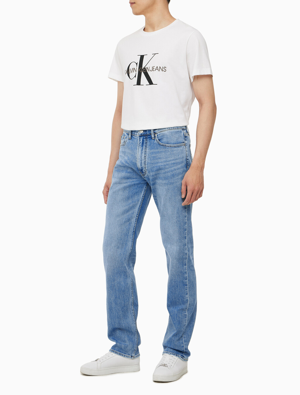 Buy 남성 스탠다드 스트레이트핏 미드블루 워시 데님 in color MID BLUE BACK EMBRO