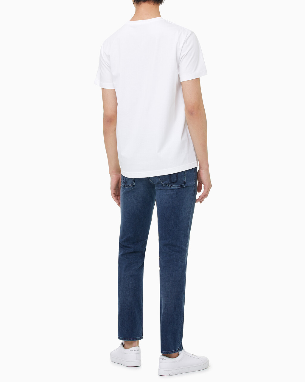 Buy 남성 레귤러핏 솔리드 CK 로고 반팔 티셔츠 in color BRIGHT WHITE