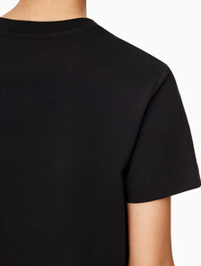 Buy 여성 스몰 모노그램 모던 스트레이트핏 반팔 티셔츠 in color CK BLACK