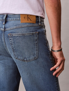 Buy 90S 스트레이트핏 진 in color Mid blue