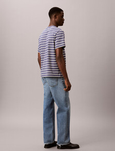 Buy 스트라이프 이지 올나잇 로고 티 in color Blue