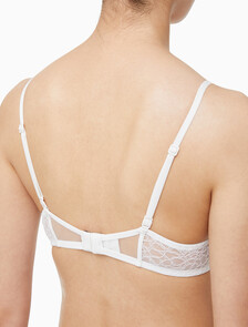 Buy 여성 CK 블랙 그래픽 레이스 AF 푸쉬업 브라 in color VAPOROUS GRAY