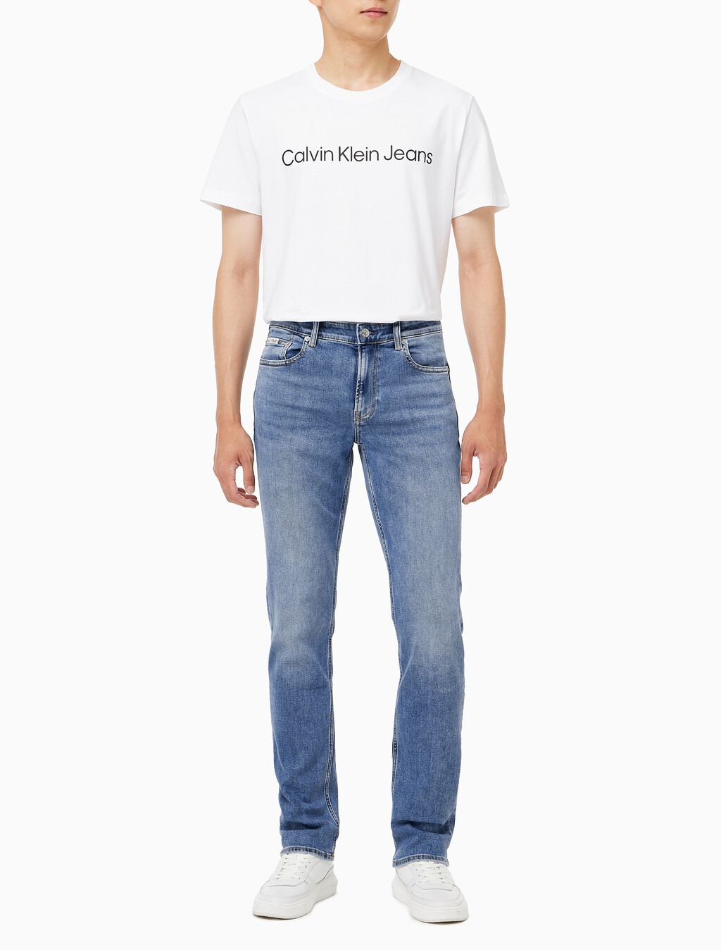 Buy 남성 바디핏 미드블루 이탈리안 데님 in color MID BLUE BACK EMBRO