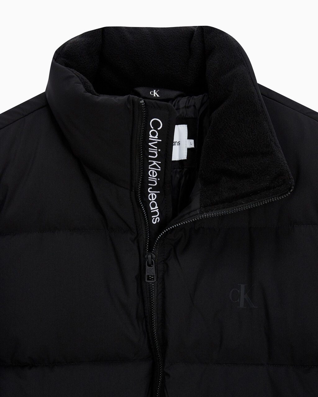 Buy 남성 레귤러핏 스탠드 카라 숏 다운 푸퍼 재킷 in color CK BLACK