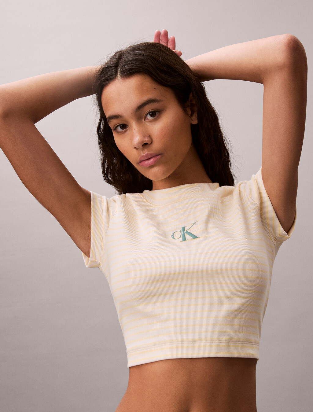 Buy 여성 스트라이프 모노로고 베이비립 티 in color Yellow