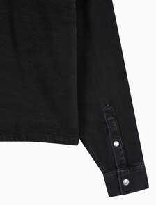 Buy 여성 크롭 대드 데님 셔츠 in color WASHED BLACK LOGO LACE