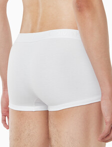 Buy 남성 CK 블랙 코튼 트렁크 in color WHITE