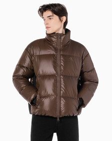 Buy 남녀공용 글로시 숏 푸퍼 in color DARK BROWN
