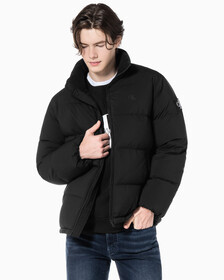 Buy 남성 레귤러핏 스탠드 카라 숏 다운 푸퍼 재킷 in color CK BLACK