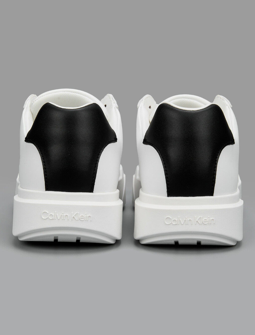 Buy 여성 미네르바 청키 레더 레이스업 컵솔 스니커즈 in color White/Black/White