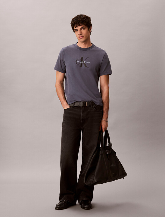 애시드 워시 모노로고 그래픽 티