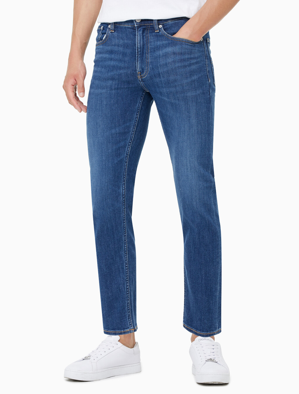 Buy 남성 슬림 스트레이트핏 다크 블루 크롭 데님 in color BLUE BLACK HANGER LOOP