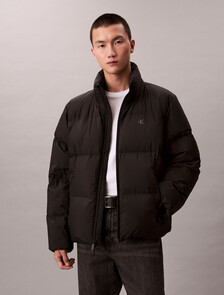 Buy 남성 릴랙스드 숏 다운 푸퍼 in color BLACK