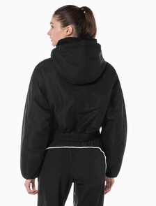 Buy 여성 크롭 패디드 재킷 in color BLACK