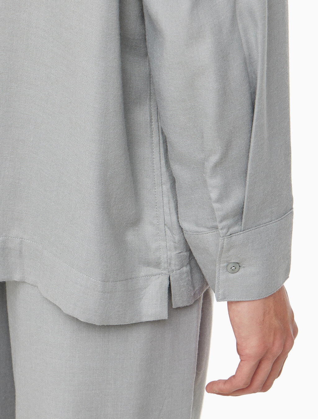 Buy 남성 울트라 소프트 플란넬 롱 슬리브 버튼 다운 in color GREY HEATHER