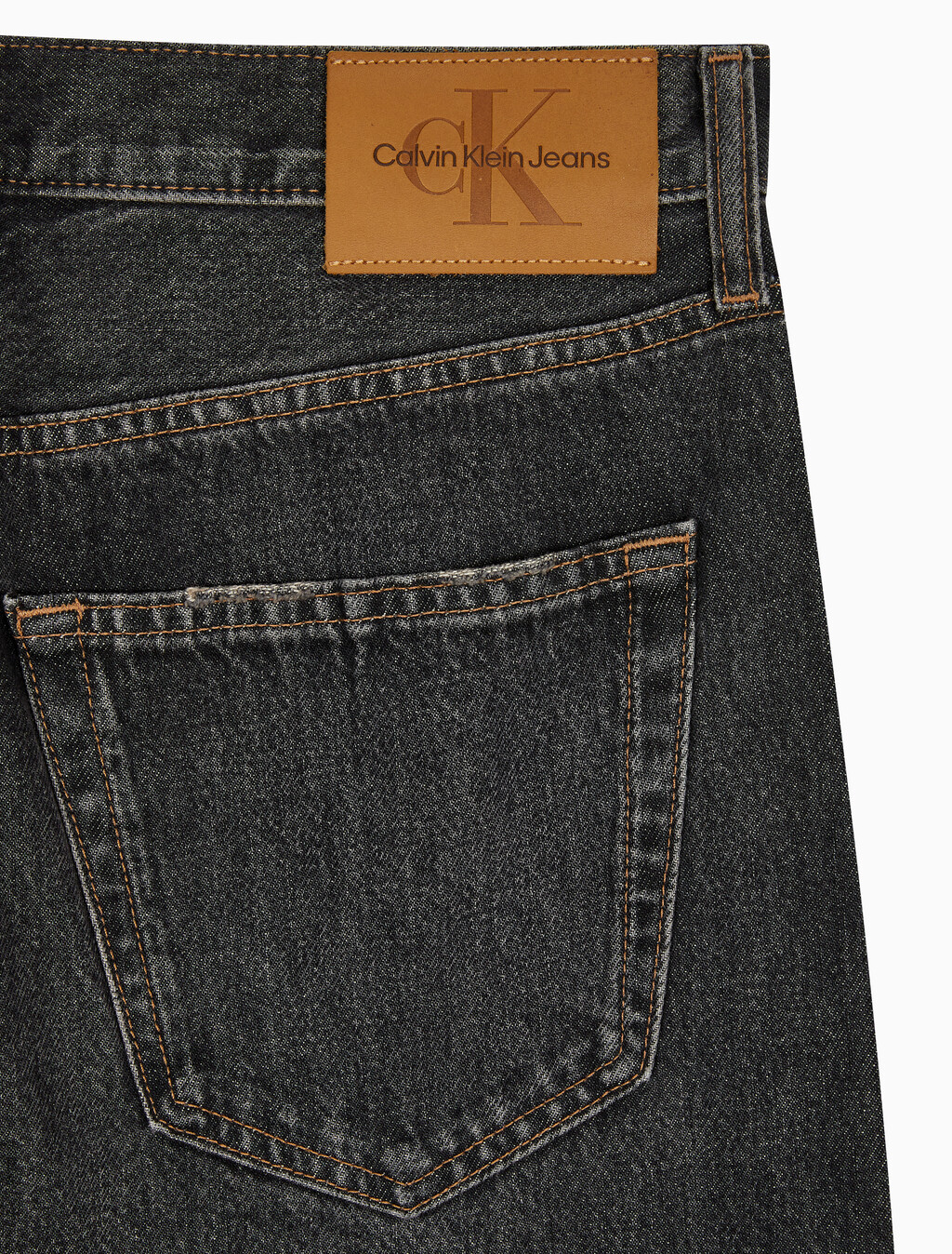 Buy 남성 배기핏 블랙 스모크 데님 in color WASHED BLACK