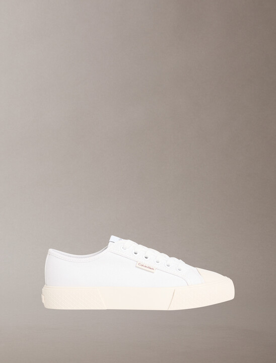 여성 비비 로우 레이스업 캔버스 스니커즈