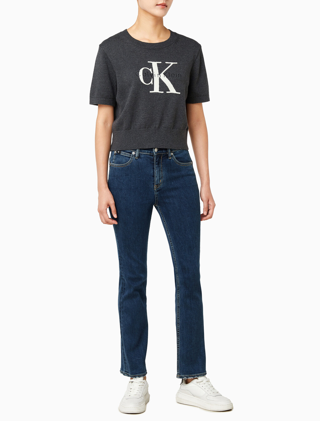 Buy 여성 청키 코튼 그래픽 풀오버 in color CHARCOAL HEATHER