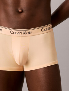 Buy 남성 마이크로파이버 스트레치 3PK 로우 라이즈 트렁크 in color Coral / Dark Beige / Blue