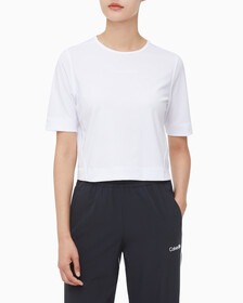 Buy 여성 박시 핏 에센셜 기능성 반팔 티셔츠 in color BRIGHT WHITE