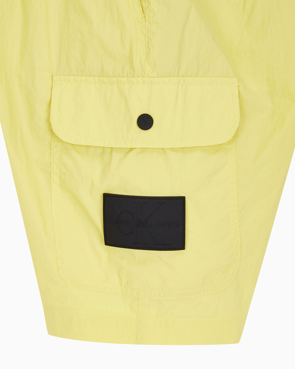 Buy 남성 나일론 라이트웨이트 카고 쇼츠 in color YELLOW SAND